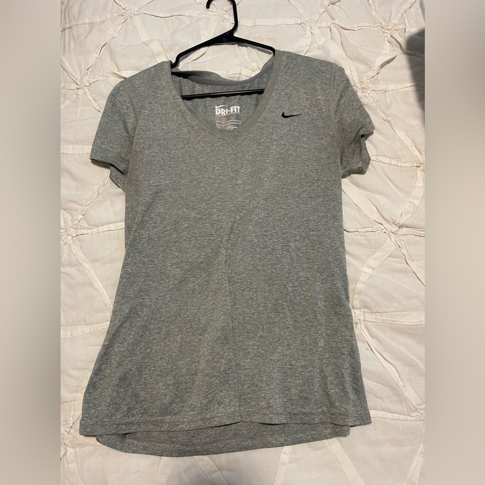 Women’s Gray Nike dry fit top size medium